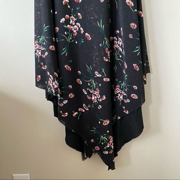 Papillon FLORAL LAYERED DRESS - Picture 6 of 12